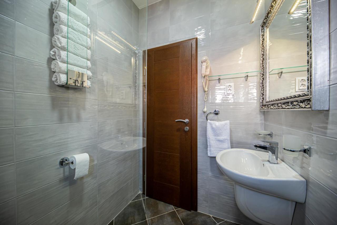 Kristal Apartmani Čanj Buitenkant foto