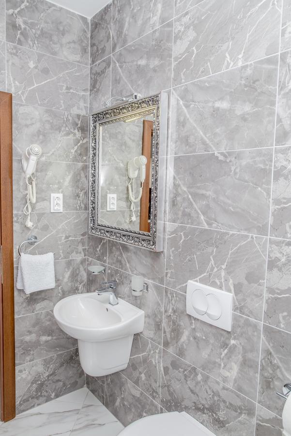 Kristal Apartmani Čanj Buitenkant foto